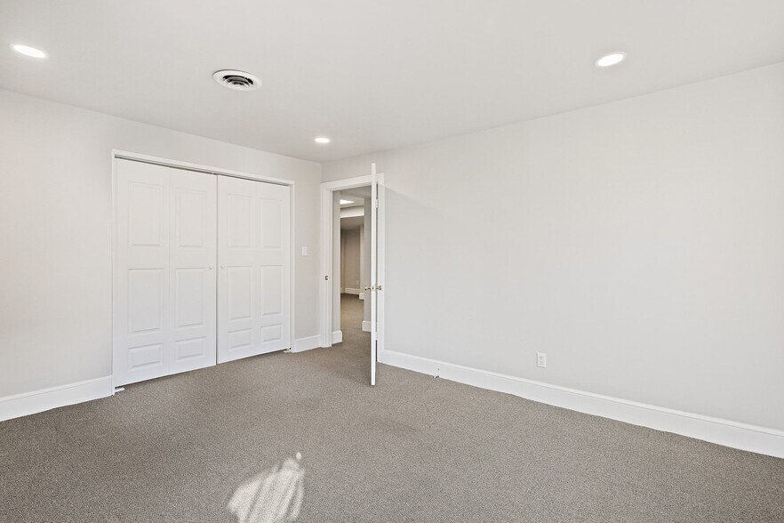 More Photos Of 229 E Main St, Westminster Office For Lease