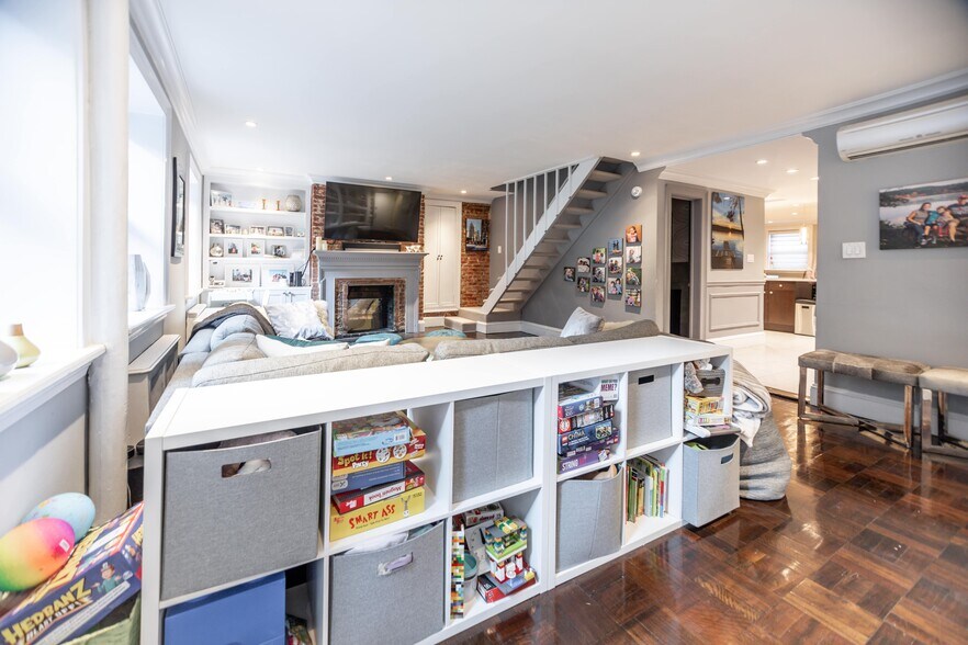 More Photos Of 248 E 32nd St, New York Apartments For Sale