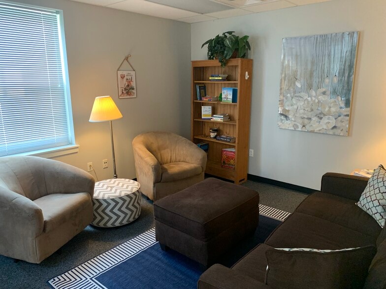 More Photos Of 1540 Kuser Rd, Hamilton Medical For Sale