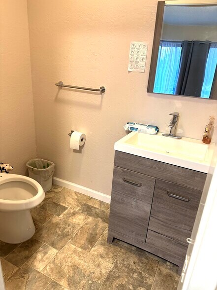 More Photos Of 3414 Deer Hill Rd, Lafayette Healthcare For Sale