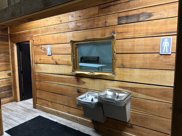 More Photos Of 512 Barrett Blvd, Henderson Freestanding For Sale