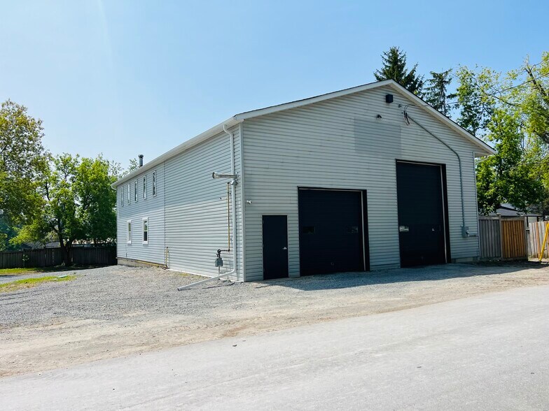 More Photos Of 22990 Highway 12/7, Brock Auto Repair For Sale