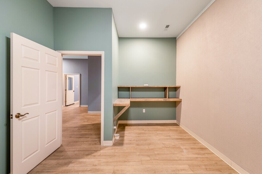 More Photos Of 364 Weaverville Rd, Asheville Medical For Sale