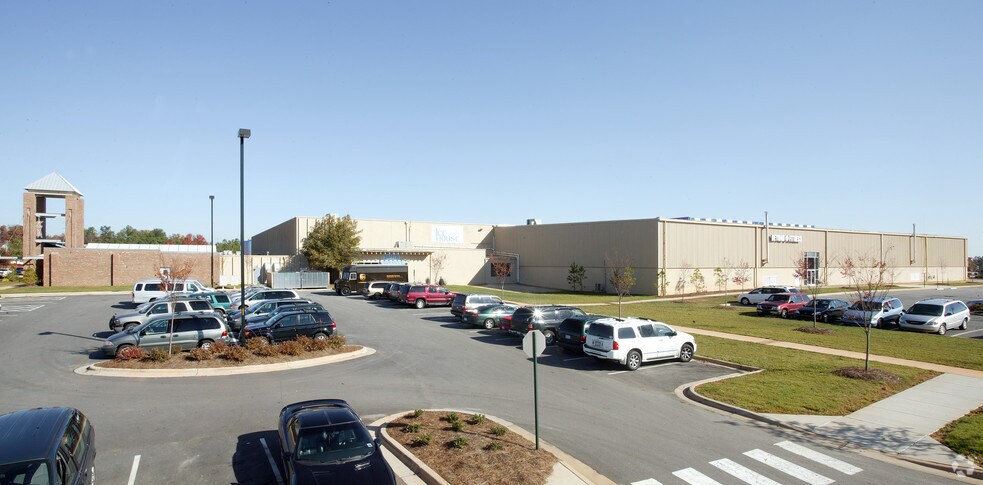 More Photos Of 1839 S Main St, Wake Forest Storefront For Lease