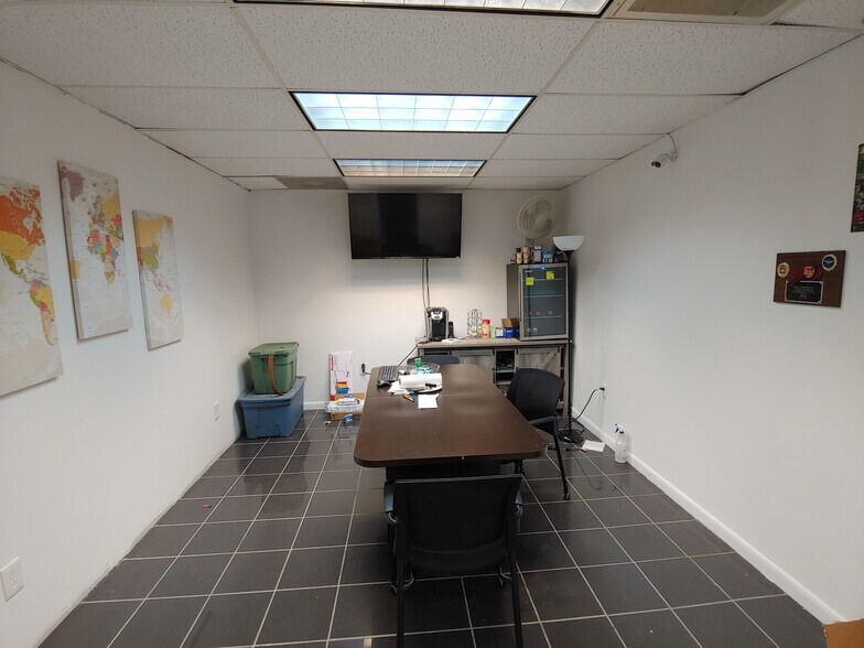More Photos Of 170 Mayberry St, Sparta Industrial For Sale