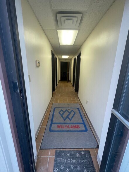 More Photos Of 6901 W Okmulgee Ln, Muskogee Warehouse For Sale