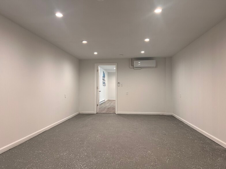 More Photos Of 287 E Main St, Oceanport Storefront Retail Office For Lease