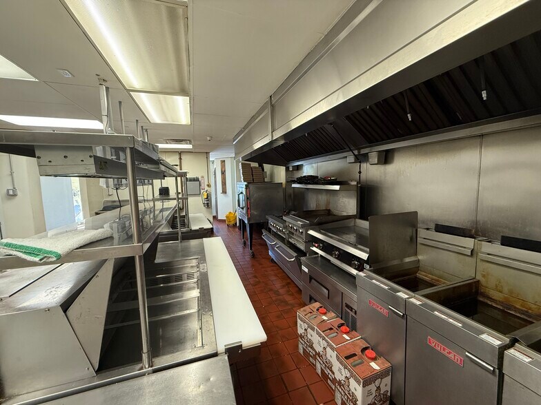 More Photos Of 249 Main St, Rutland Apartments For Lease