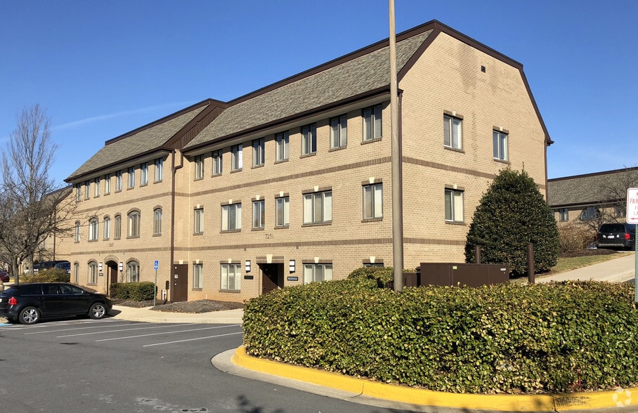 More Photos Of 7245-7251 Hanover Pky, Greenbelt Office For Sale