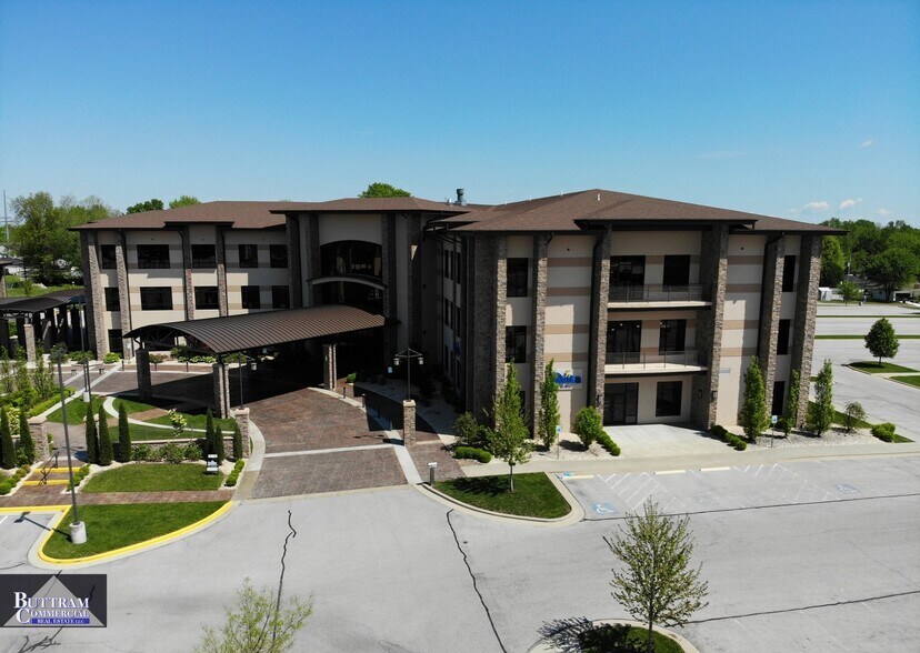 More Photos Of 2011 E 32nd St, Joplin Medical For Lease