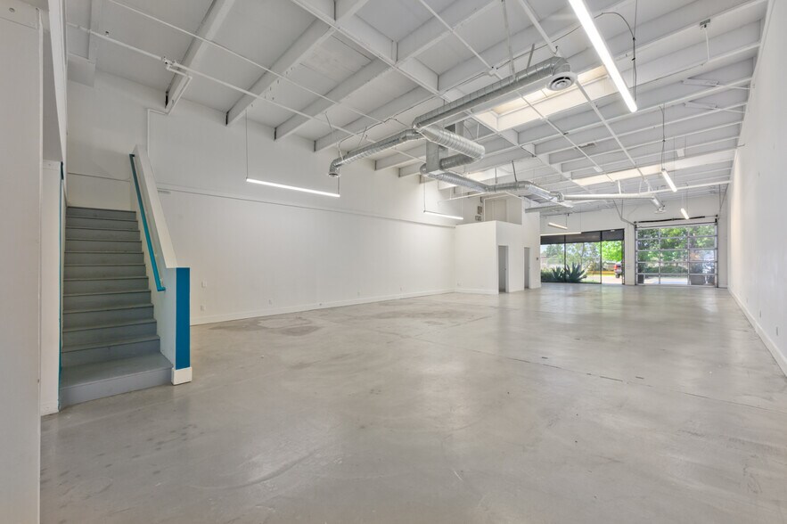 More Photos Of 1631-1645 16th St, Santa Monica Light Manufacturing For Lease