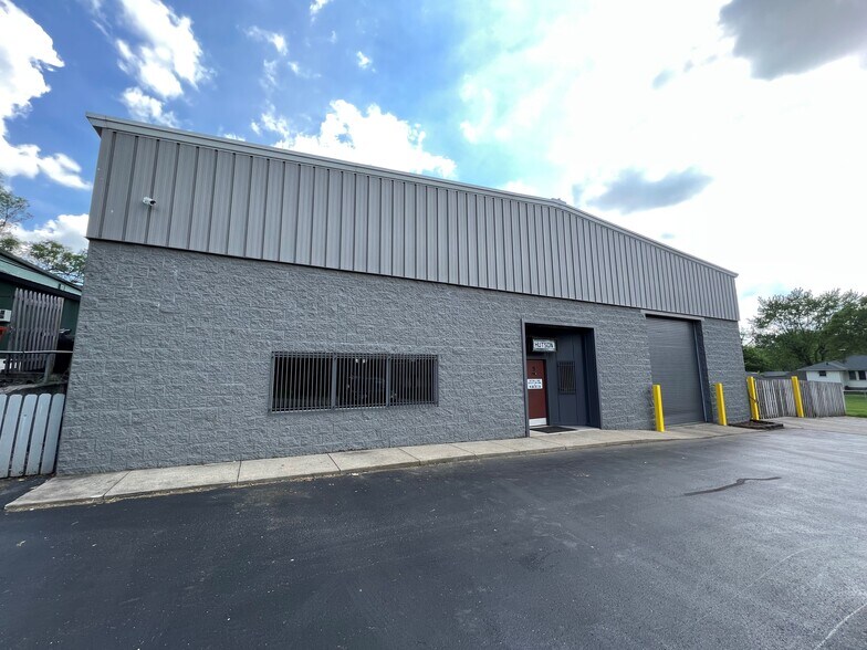 More Photos Of 5 W Epler Ave, Indianapolis Light Manufacturing For Sale
