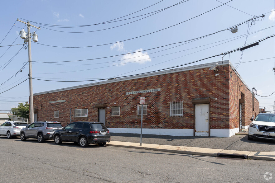 Primary Photo Of 120 Nassau Ave, Inwood Industrial For Sale