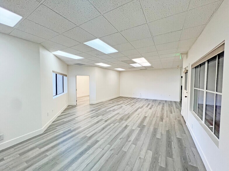 More Photos Of 418 Chapala St, Santa Barbara Loft Creative Space For Lease