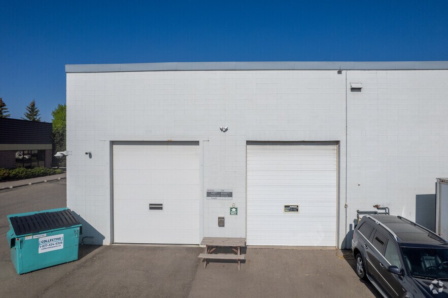 More Photos Of 4712 13th St NE, Calgary Warehouse For Lease