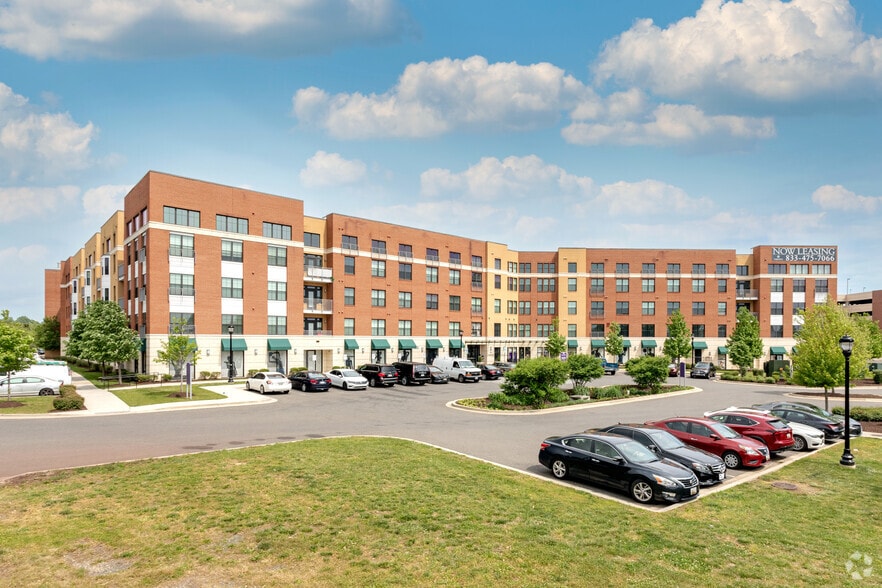 Primary Photo Of 9300 Lottsford Rd, Largo Apartments For Lease