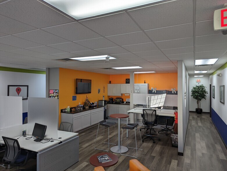 Primary Photo Of 21750 Hardy Oak Blvd, San Antonio Coworking Space