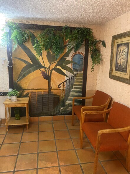 More Photos Of 2020 E 8th St, Odessa Office For Sale