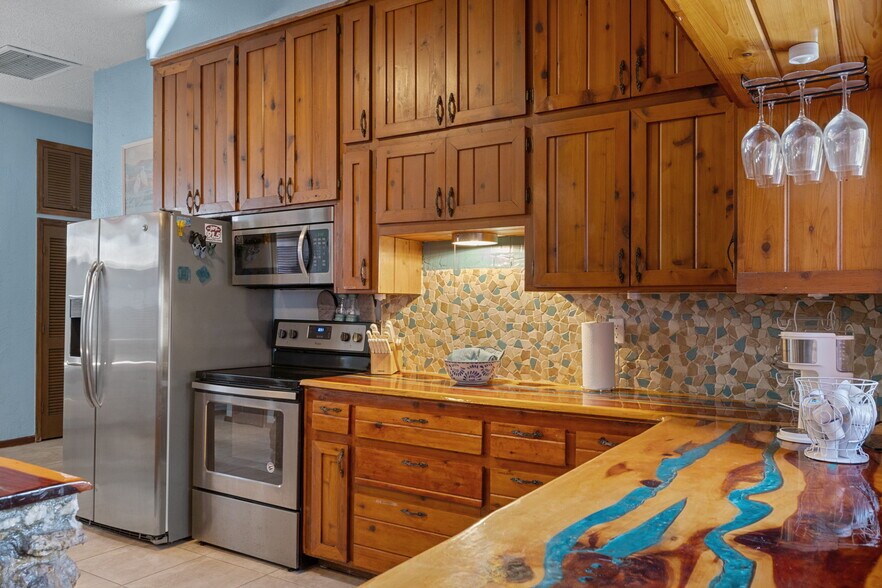 More Photos Of 8301 Congress St, Port Richey Flex For Sale