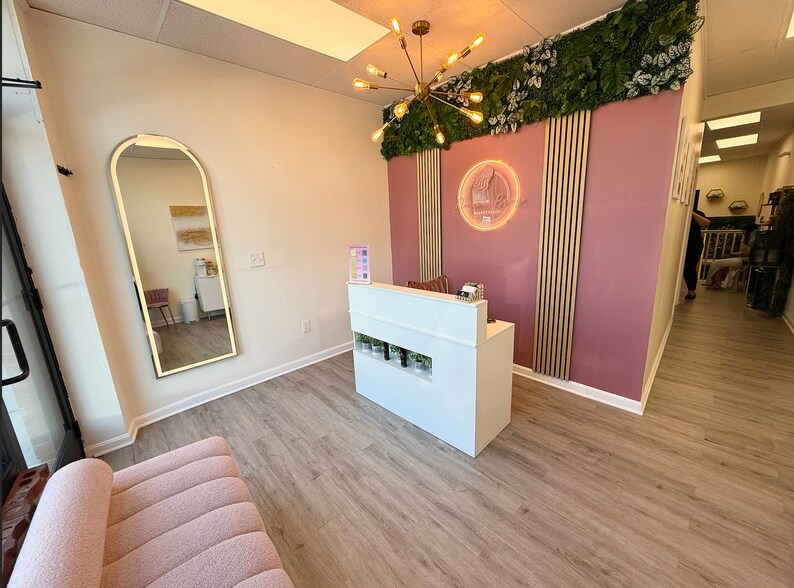 More Photos Of 26-28 Norwood Street, Everett General Retail For Sale