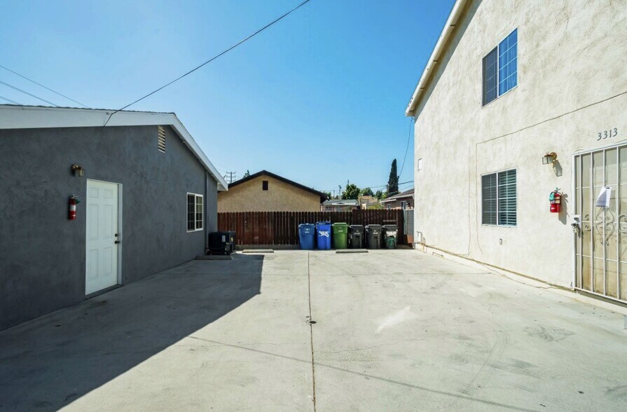 More Photos Of 3317 E 8th St, Los Angeles Apartments For Sale