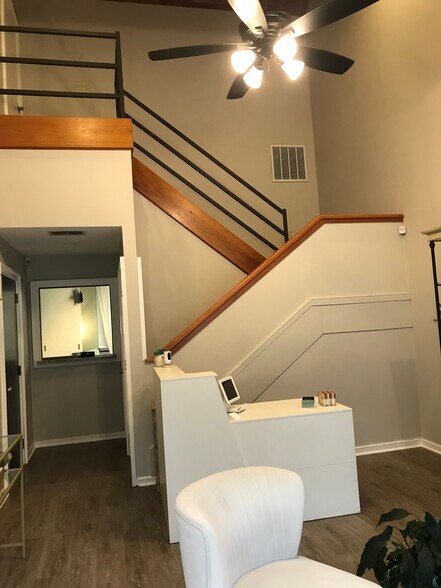 More Photos Of 5001 Highway 190 East Service Rd, Covington Office For Sale