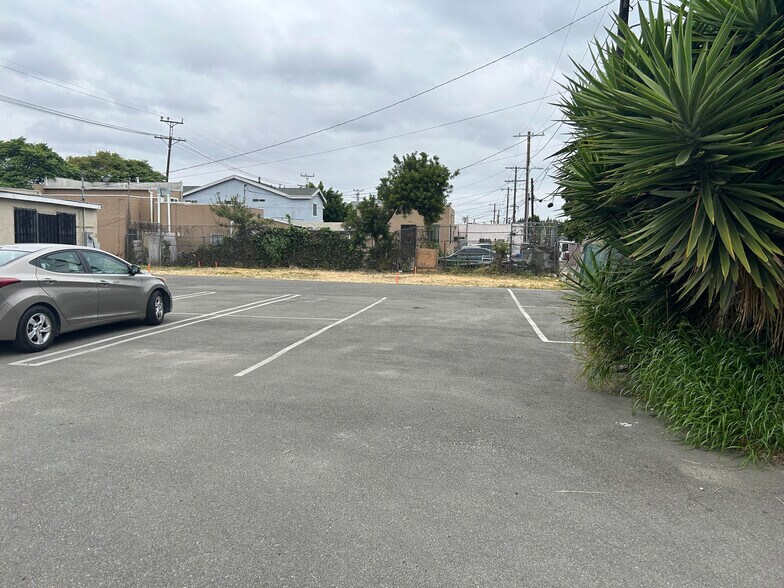 More Photos Of 10616 Avalon Blvd, Los Angeles Loft Creative Space For Sale