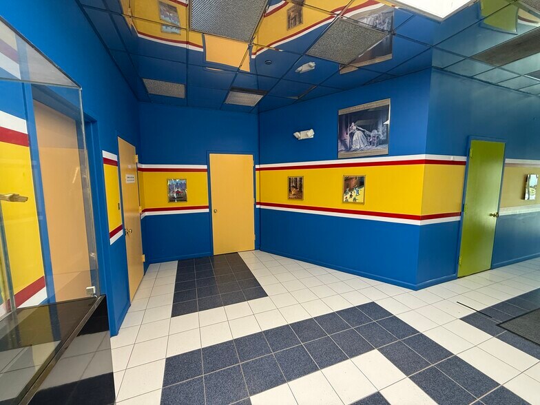 More Photos Of 79 Route 59, Suffern Medical For Lease