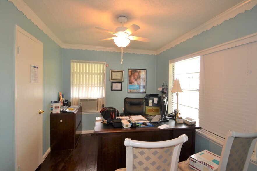 More Photos Of , Stafford General Retail For Sale