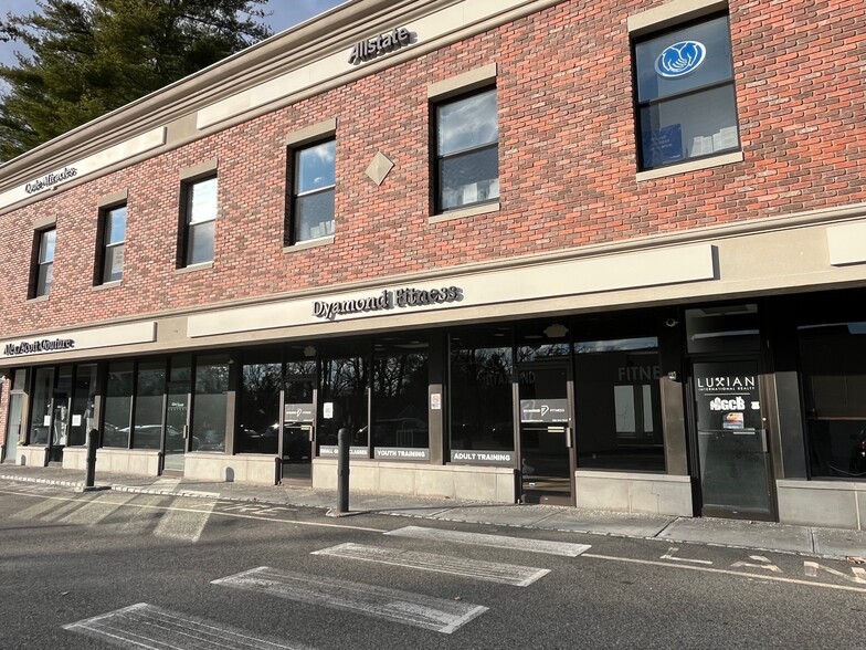 More Photos Of 34 S Livingston Ave, Livingston Storefront Retail Office For Lease