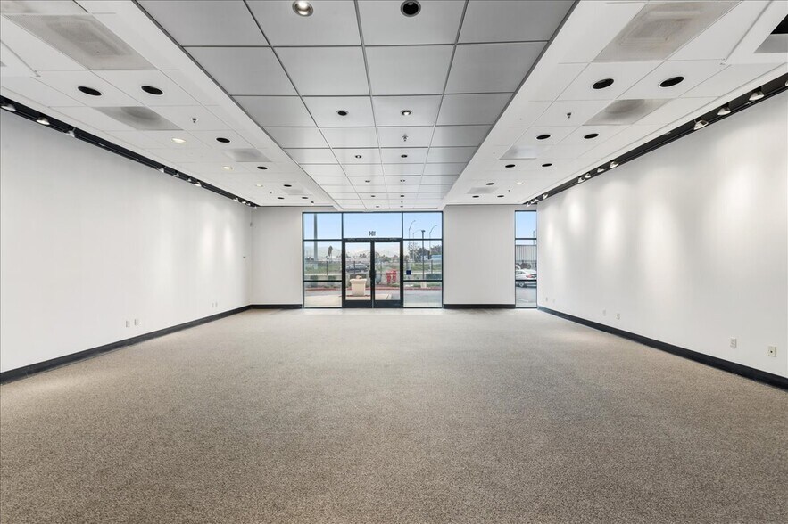 More Photos Of 1213-1275 California Ave, Pittsburg Unknown For Lease