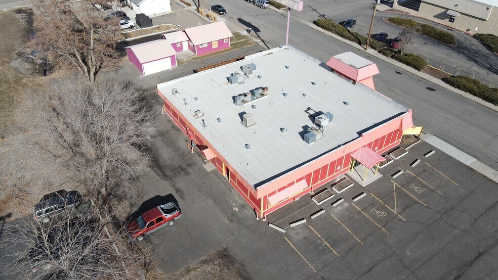 More Photos Of 2425 Oak St, Baker City Restaurant For Sale