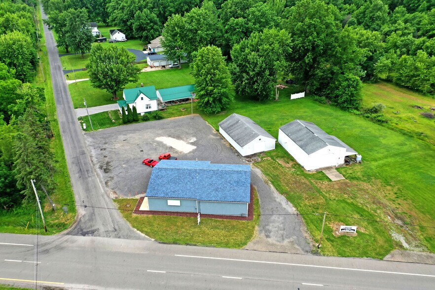 More Photos Of 3019 Parkman Rd NW, Warren Flex For Sale