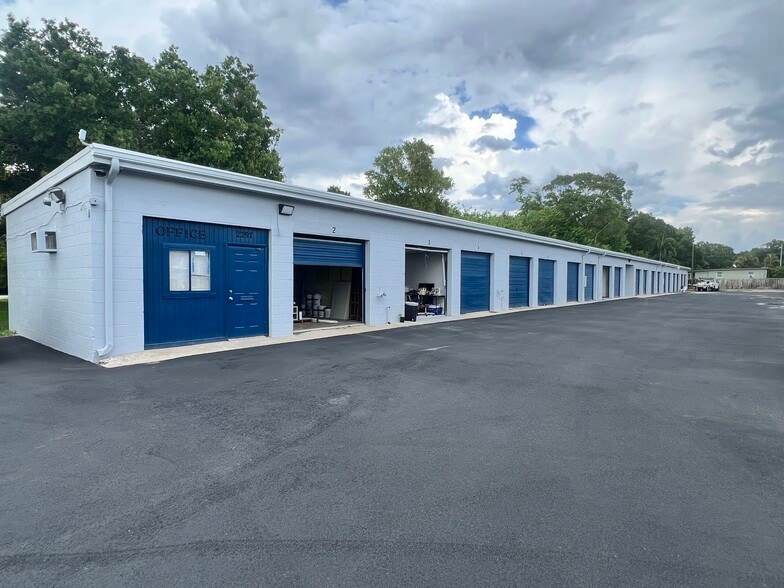 More Photos Of 2297 Lake Ave SE, Largo Warehouse For Sale