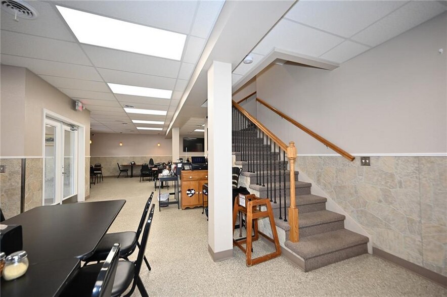 More Photos Of 203 Main St, Dearborn Restaurant For Sale