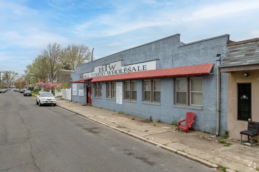 Primary Photo Of 100 Ward Ave, Trenton Showroom For Sale