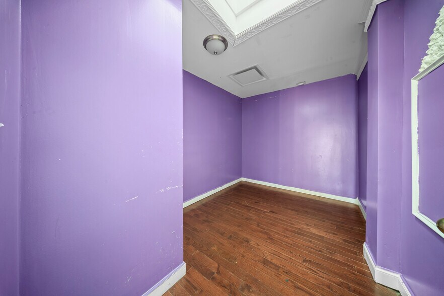 More Photos Of 200-17 Linden Blvd, Saint Albans Medical For Sale