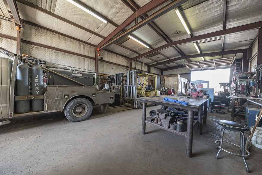 More Photos Of 708 S Colorado St, Midland Industrial For Sale