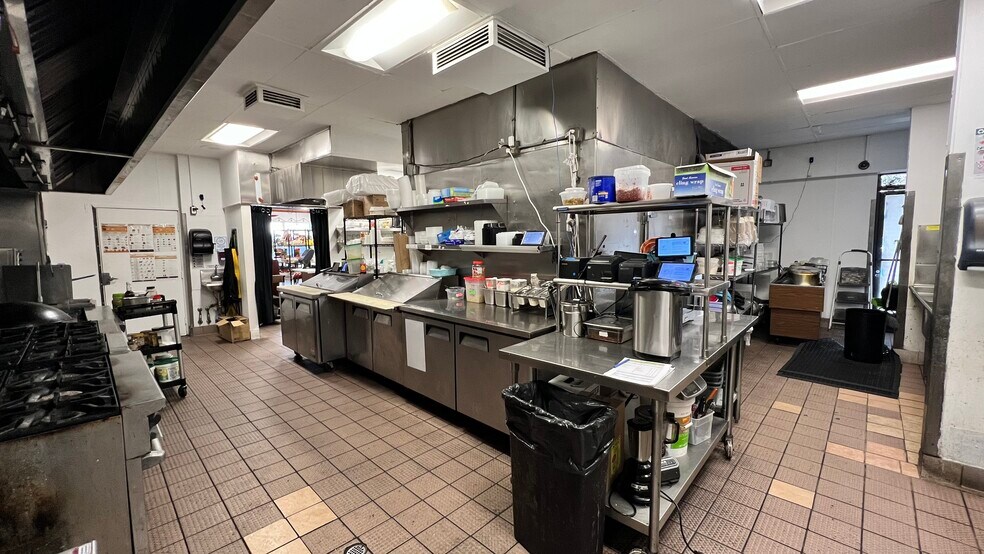 More Photos Of 240 N Virgil Ave, Los Angeles Storefront Retail Office For Lease