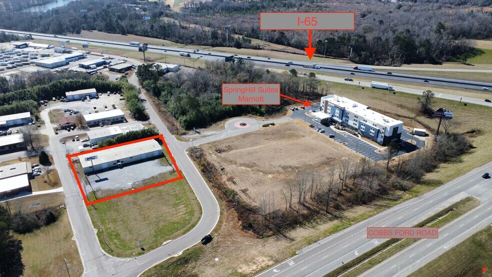 More Photos Of 1951 Market St, Millbrook Warehouse For Lease