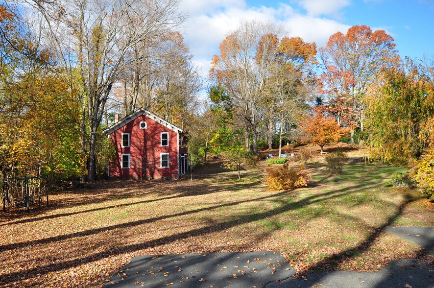 More Photos Of 329 Hazard Ave, Enfield Apartments For Sale