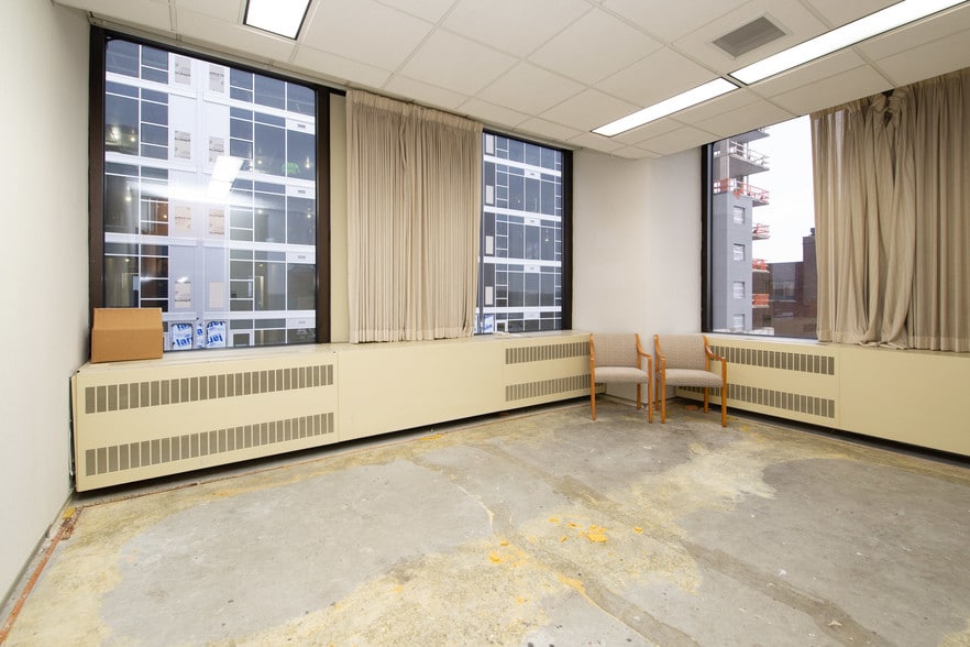 More Photos Of 151 S Rose St, Kalamazoo Medical For Sale