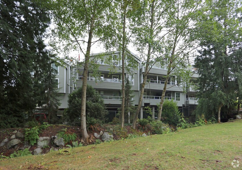 More Photos Of 4390 Gallant Ave, North Vancouver District Apartments For Lease