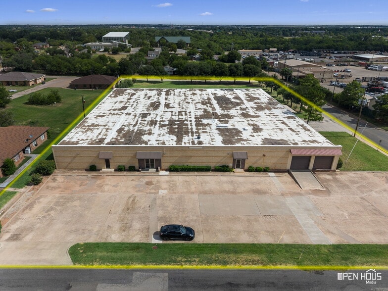 More Photos Of 2200 5th St, Wichita Falls Warehouse For Sale