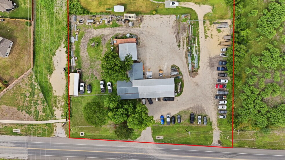 More Photos Of 1512 Posey Rd, San Marcos Office For Sale