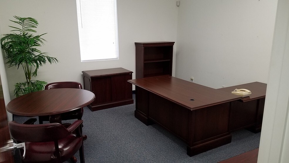 More Photos Of 8208 Salyer Dr, Wallops Island Office For Lease