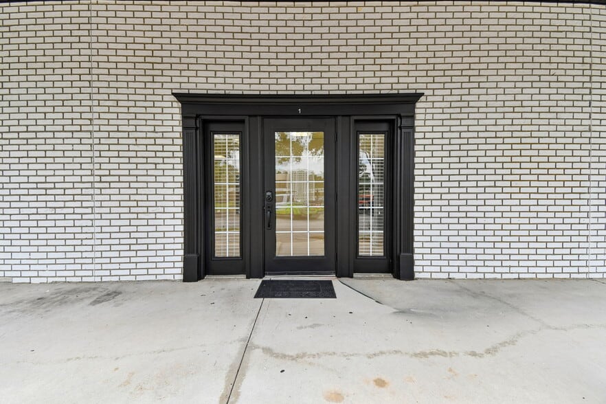 More Photos Of 450 E Highway 50, Clermont Medical For Lease