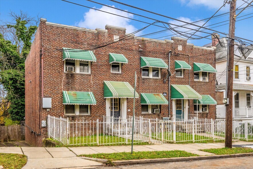 Primary Photo Of 2513-2515 22nd St NE, Washington Apartments For Sale