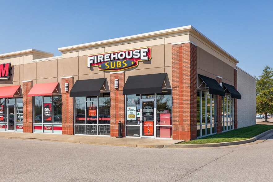 More Photos Of 5220 Frederica St, Owensboro Freestanding For Sale