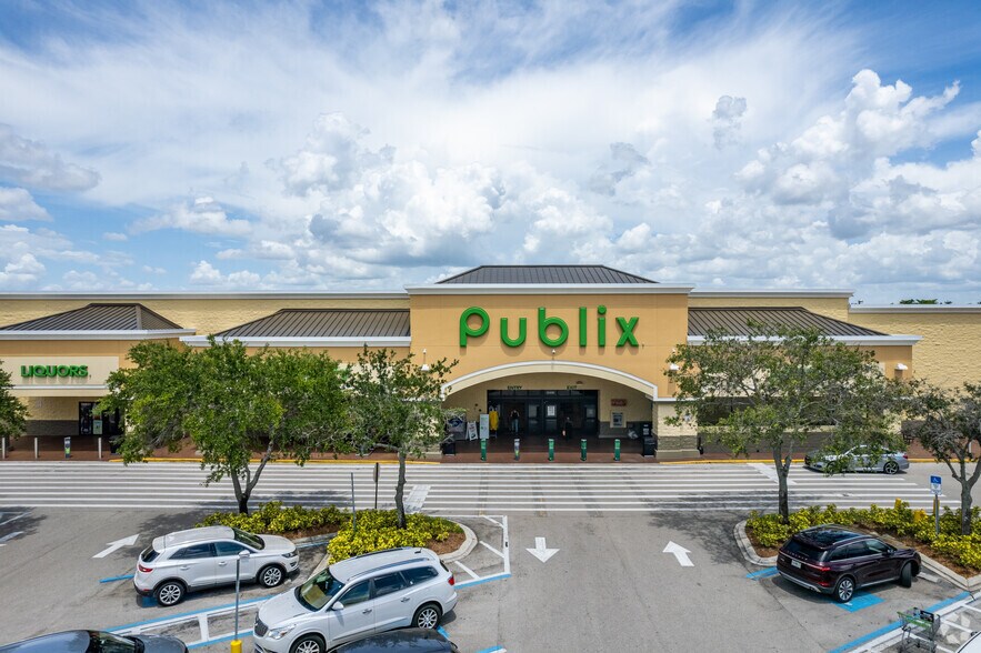 More Photos Of 13401 Summerlin Rd, Fort Myers Unknown For Lease